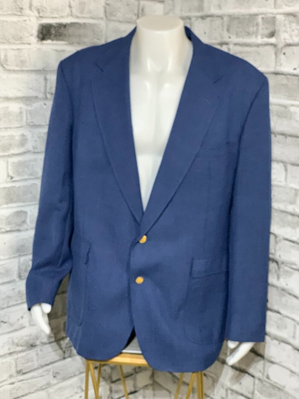 Vintage Blazer Sport Coat Mens 48L Blue Wool Blend Gold Two Button Academia 90s